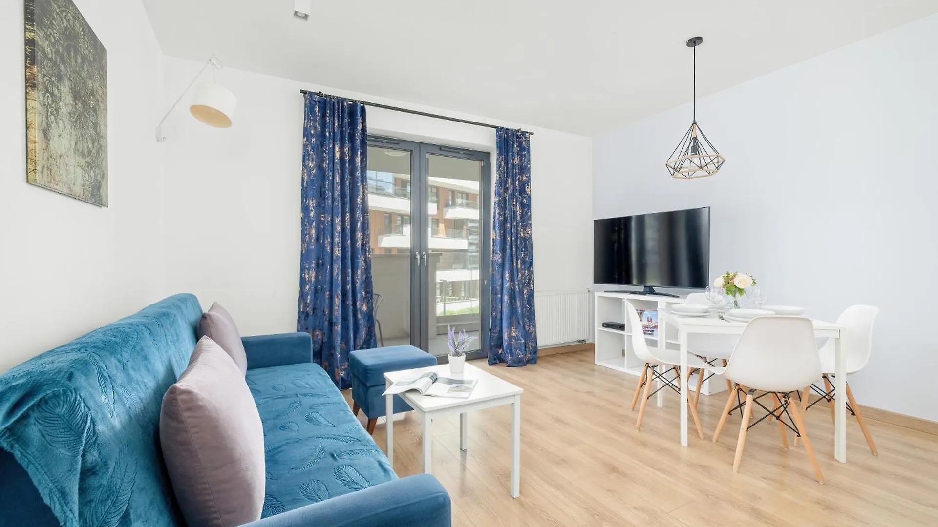 Elegancki Apartament Z Balkonem Dla 4 Osob By Noclegi Renters Krakow